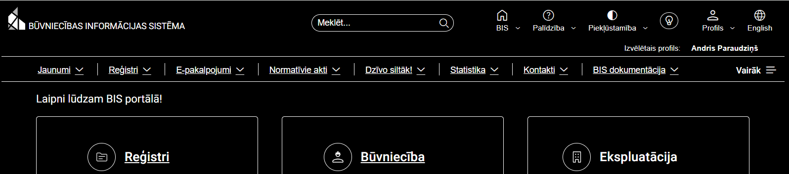 Attēls. Kontrasts - melns fons, balts saturs.