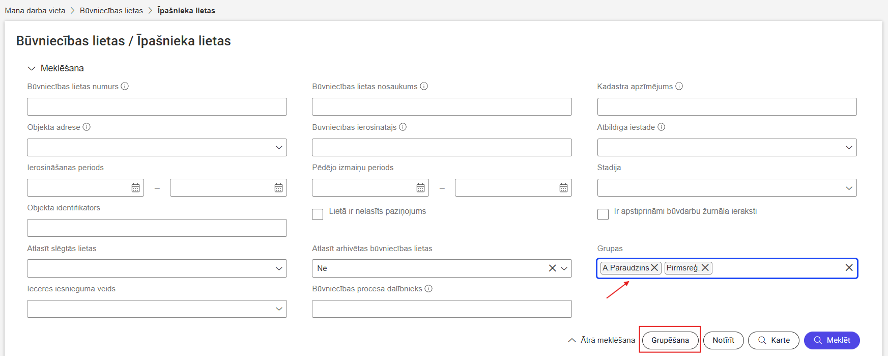 Attēls. Grupēšanas opcija lietu sarakstā un meklēšanas iespēja pēc grupas.